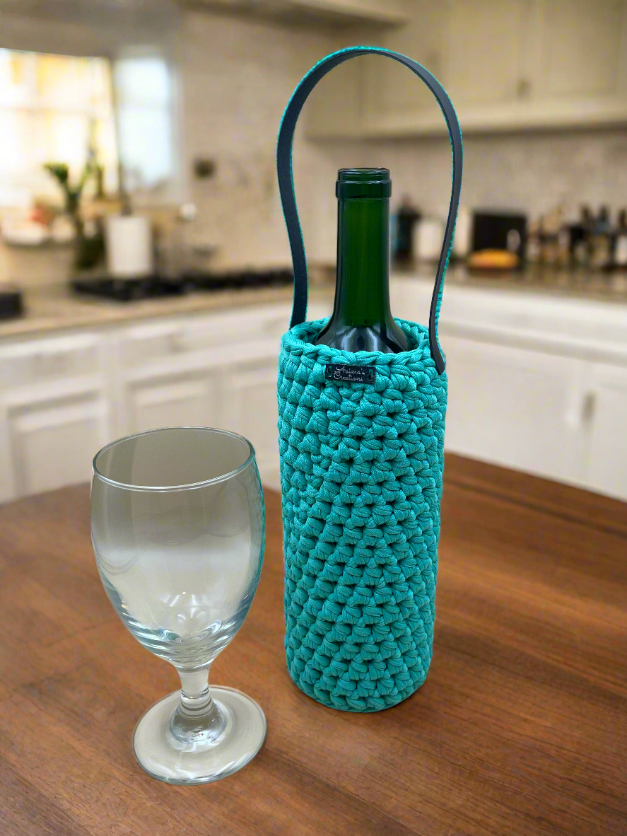 Crochet Wine Tote- aqua blue